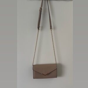 Elegant Tan Crossbody Bag